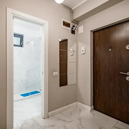 Apartment Blue Mamaia - Hanul Cu Peste Navodari