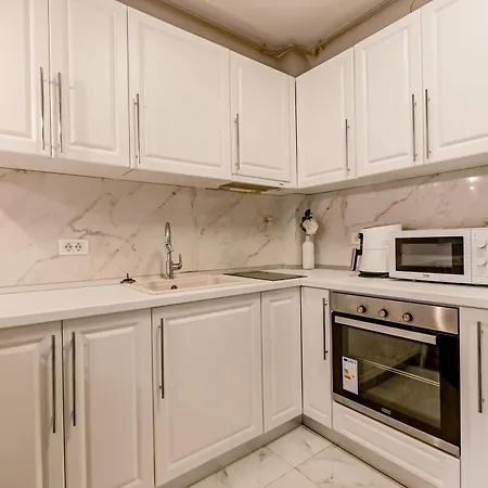 Apartment Blue Mamaia - Hanul Cu Peste