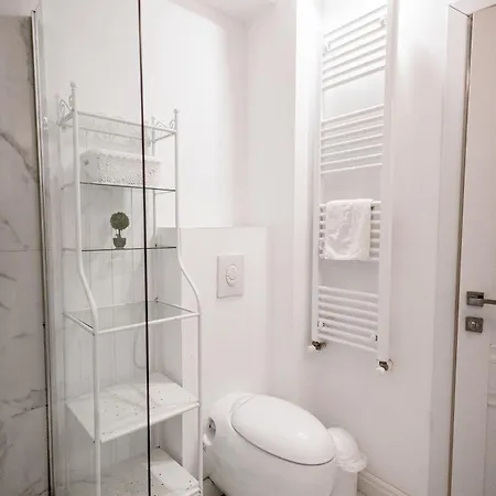Blue Mamaia - Hanul Cu Peste Apartment Navodari