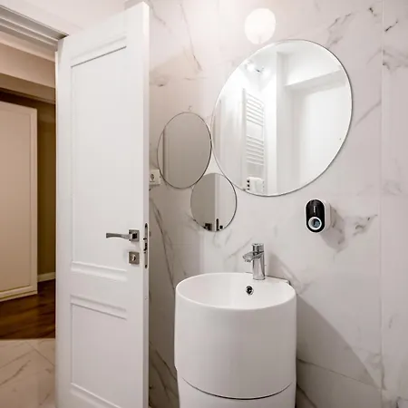 Apartment Blue Mamaia - Hanul Cu Peste Navodari