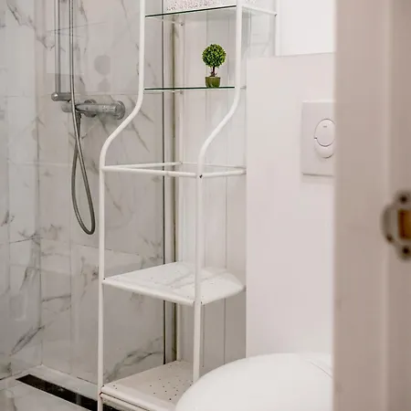 Apartment Blue Mamaia - Hanul Cu Peste